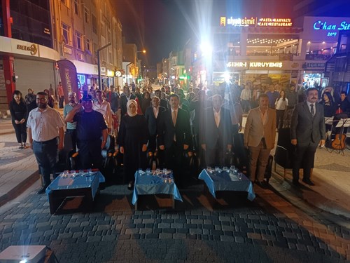 İlçemizde 15 Temmuz Demokrasi ve Milli Birlik Günü Etkinlikleri ve Anma Programı Düzenlendi